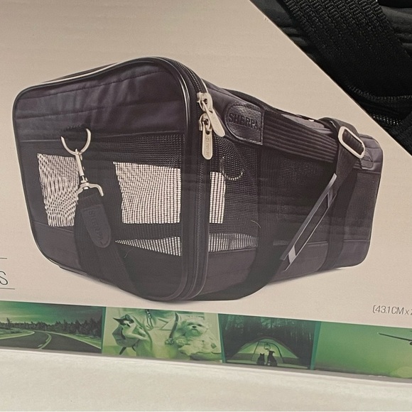 Sherpa Deluxe Medium Pet Carrier – Airline Approved for Small Dogs & Cats - Picture 13 of 13
